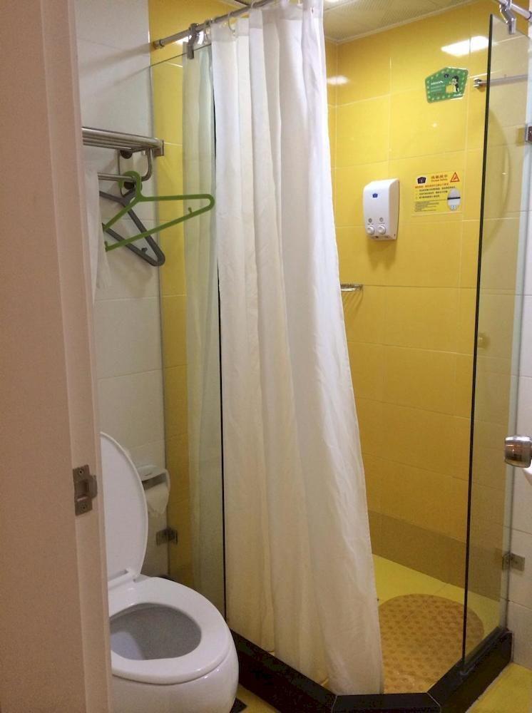 Home Inn Guangzhou Middle Jiefang Road Gongyuanqian Metro Station 広州 エクステリア 写真