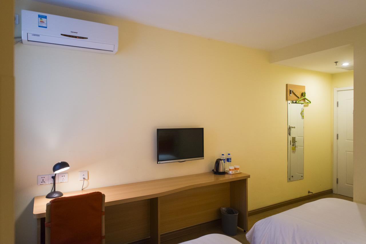 Home Inn Guangzhou Middle Jiefang Road Gongyuanqian Metro Station 広州 エクステリア 写真