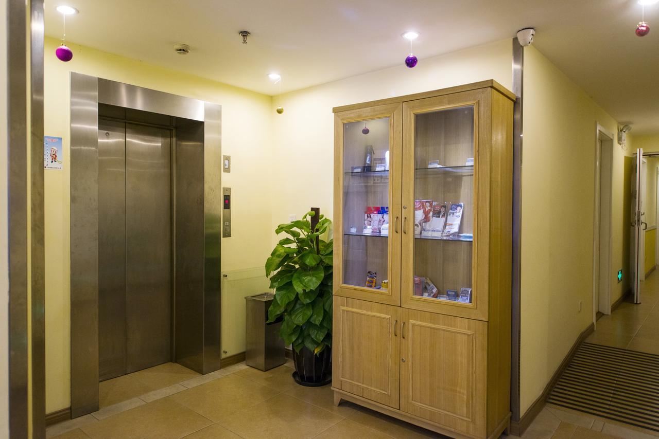 Home Inn Guangzhou Middle Jiefang Road Gongyuanqian Metro Station 広州 エクステリア 写真