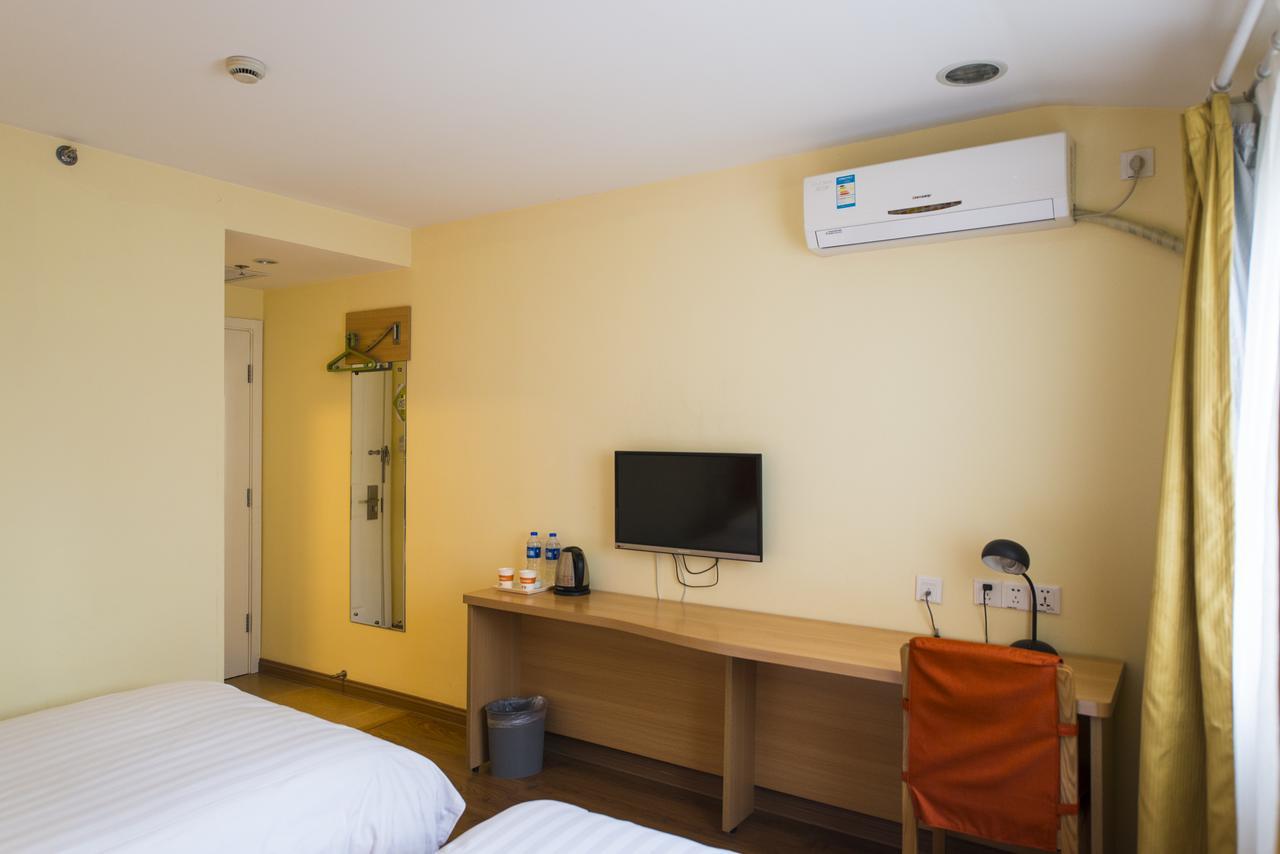 Home Inn Guangzhou Middle Jiefang Road Gongyuanqian Metro Station 広州 エクステリア 写真