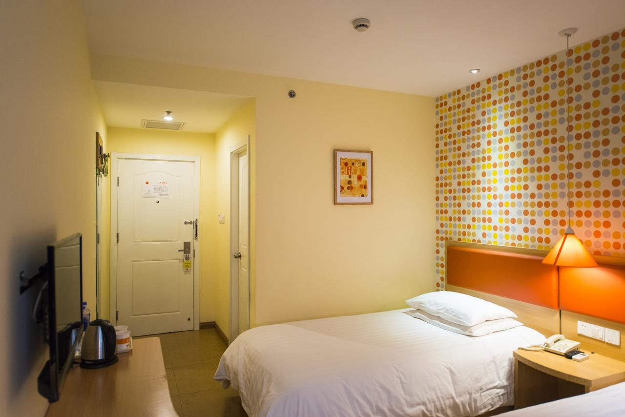 Home Inn Guangzhou Middle Jiefang Road Gongyuanqian Metro Station 広州 エクステリア 写真